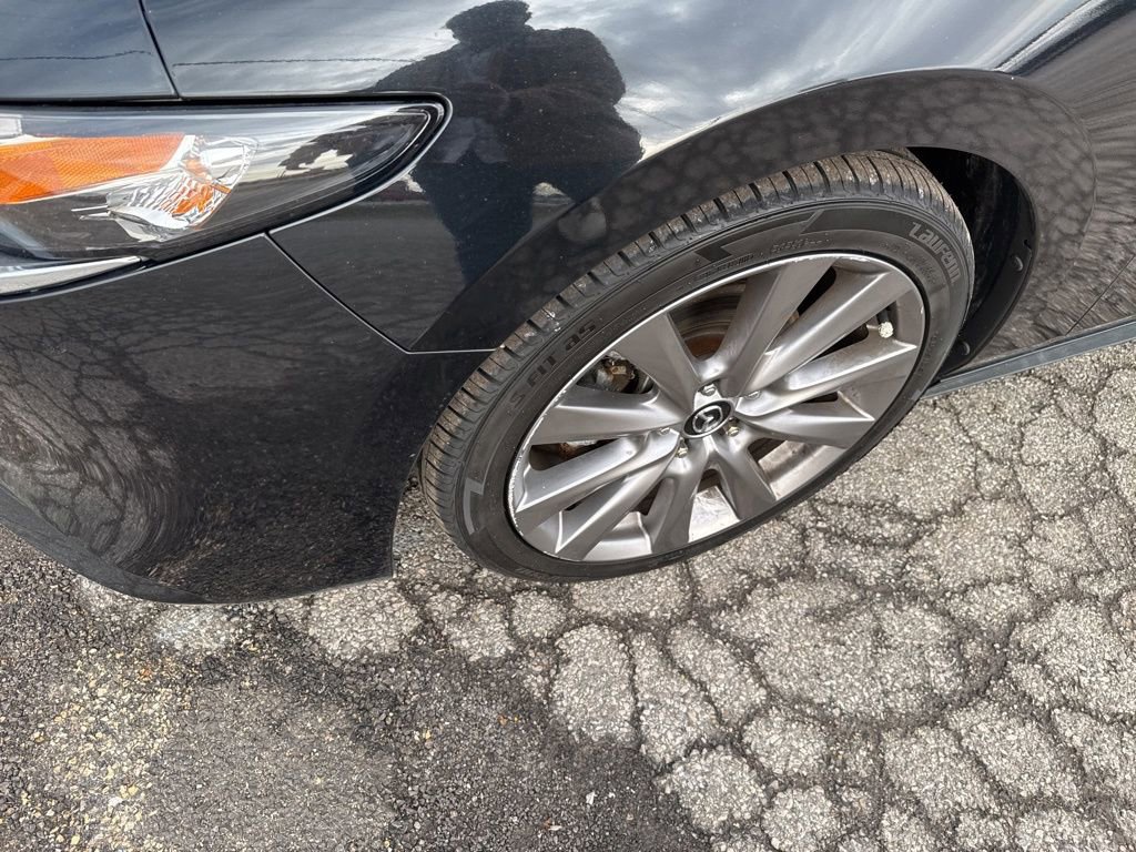 Used 2019 MAZDA MAZDA3 AWD Sedan w/ Preferred Package image 18