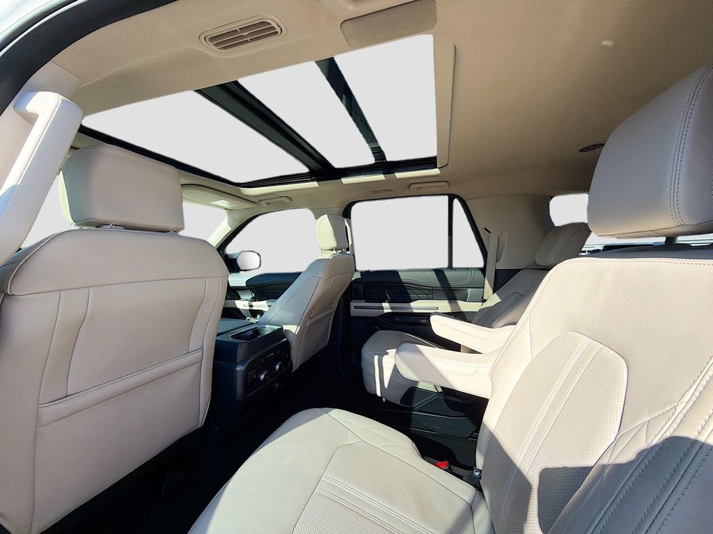 Used 2024 Ford Expedition Max Platinum image 25