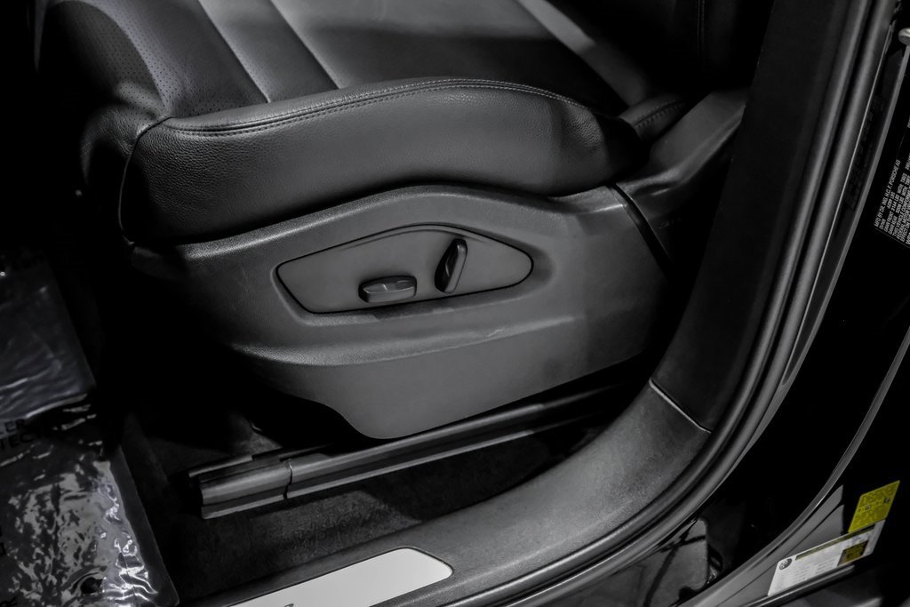 Used 2023 Porsche Cayenne image 37