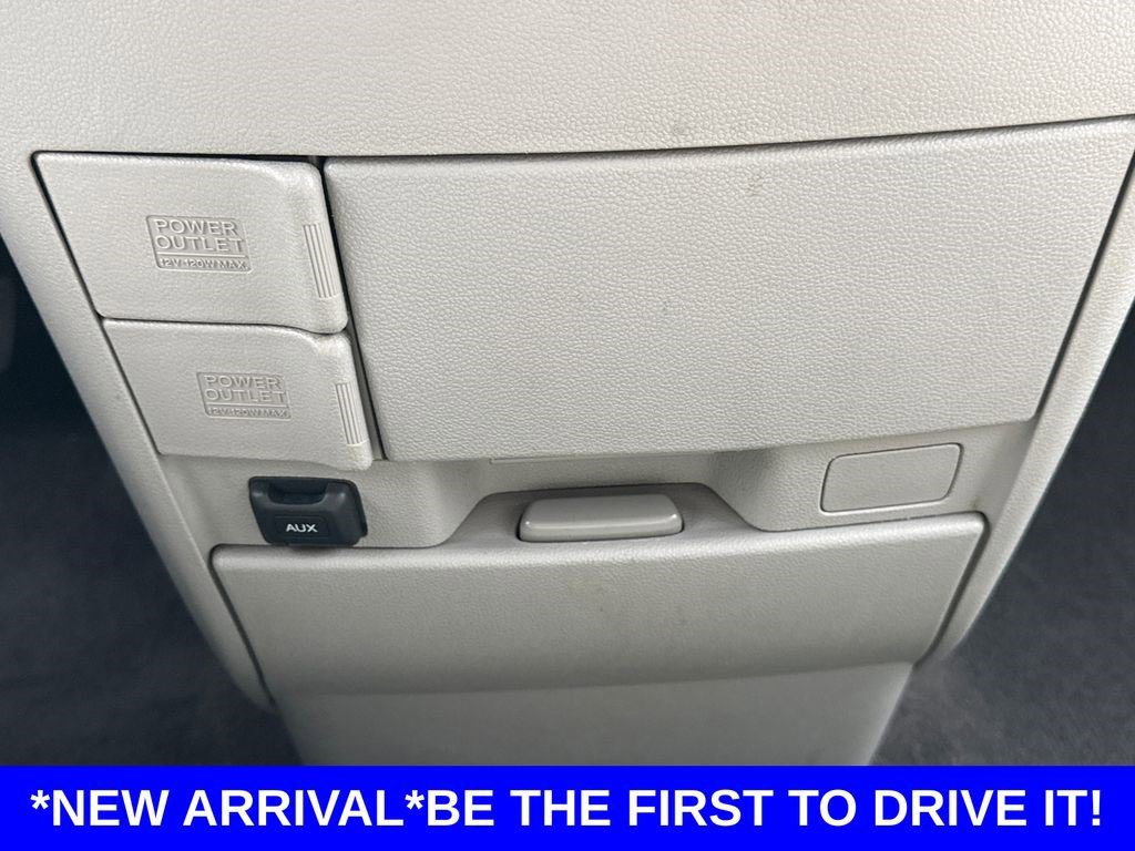 Used 2011 Honda Odyssey EX image 29