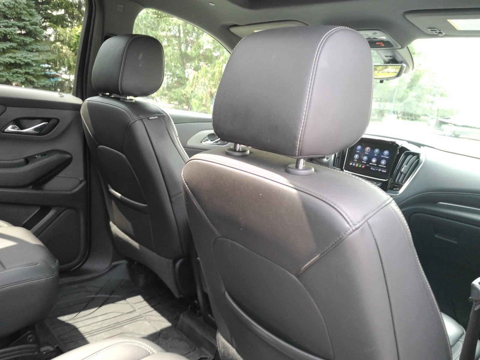 Certified 2023 Chevrolet Traverse LT w/ LT Premium Package AWD/4WD image 20
