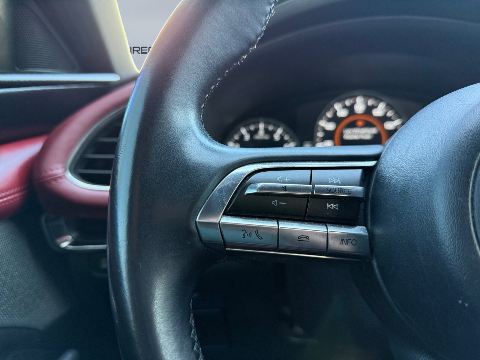 Used 2023 MAZDA MAZDA3 s image 14