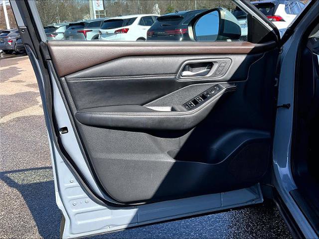 Certified 2021 Nissan Rogue SL image 9