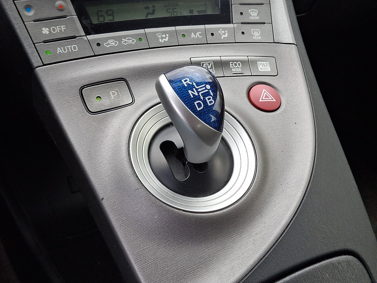 Used 2014 Toyota Prius Two FWD image 14
