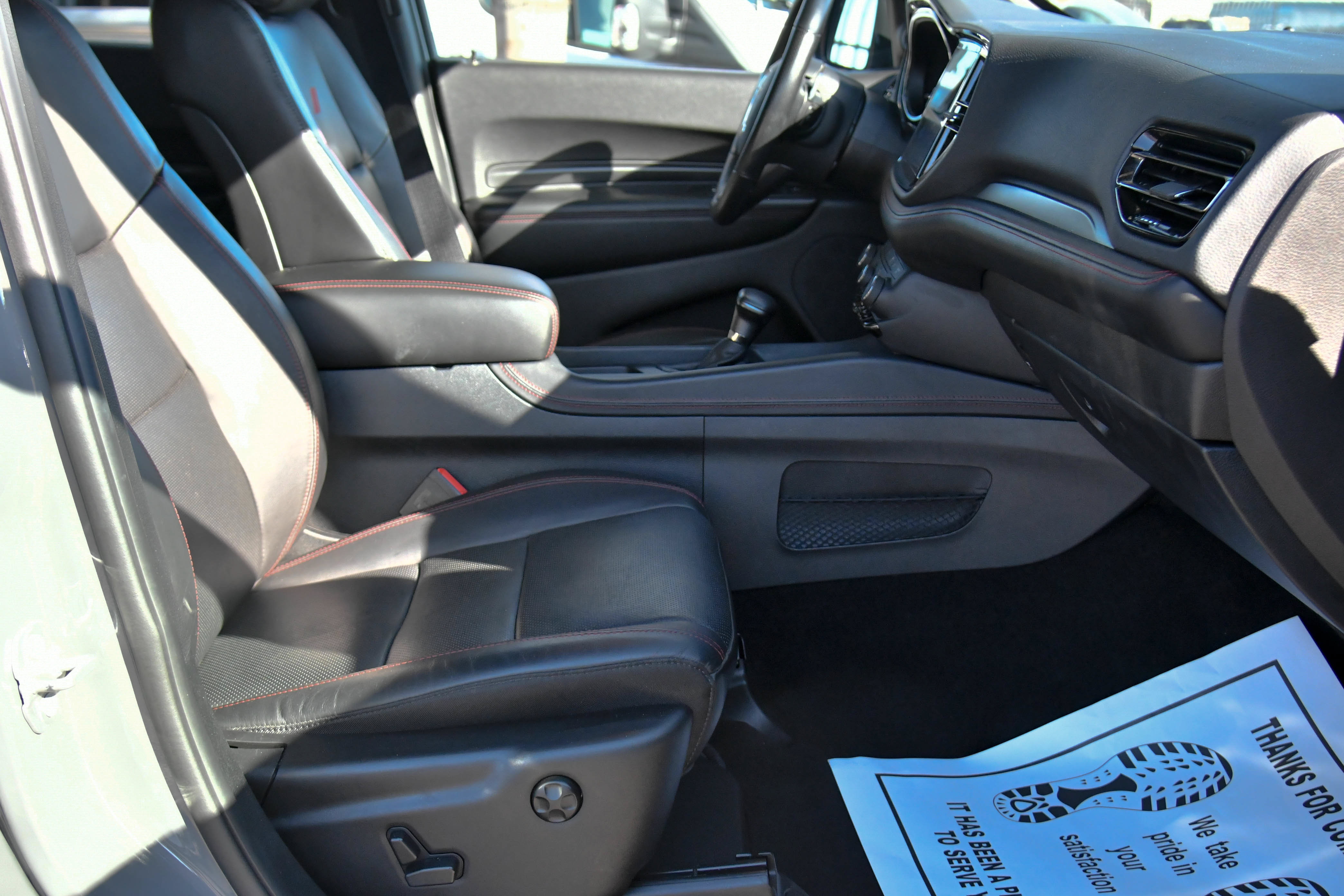 Used 2025 Dodge Durango GT AWD/4WD image 50
