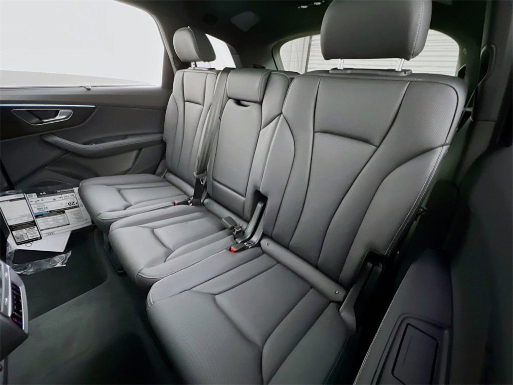 New 2026 Audi Q7 3.0T Premium Plus AWD/4WD image 19