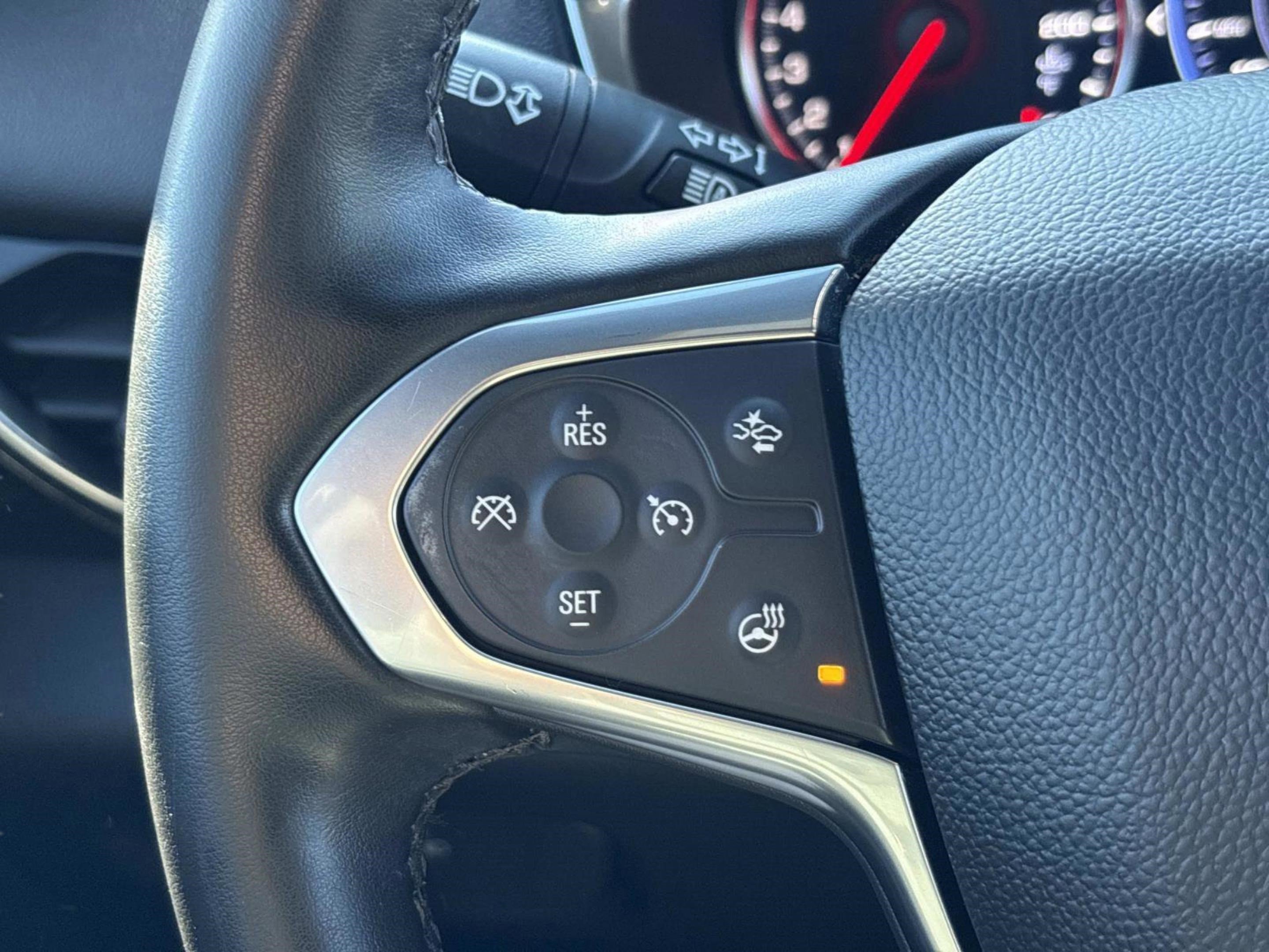 Used 2023 Chevrolet Traverse High Country w/ LPO, Cargo Package image 31