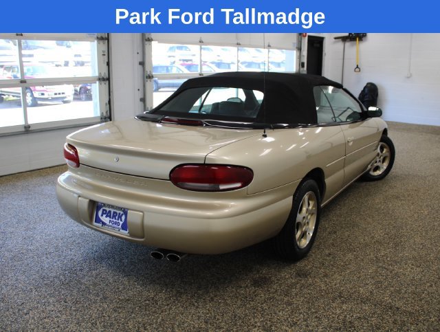 Used 2000 Chrysler Sebring JXI FWD image 6