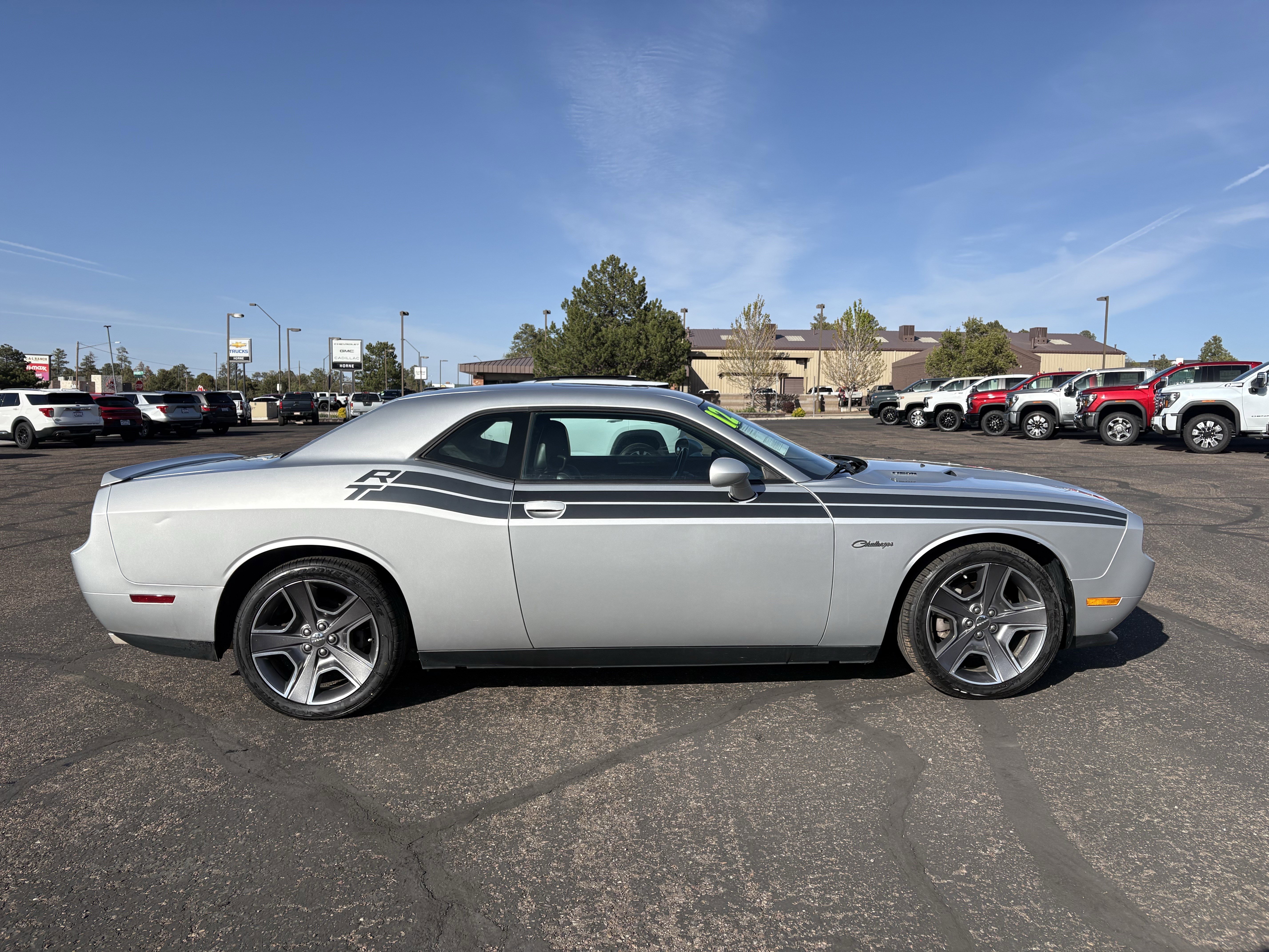 Used 2012 Dodge Challenger R/T RWD image 6