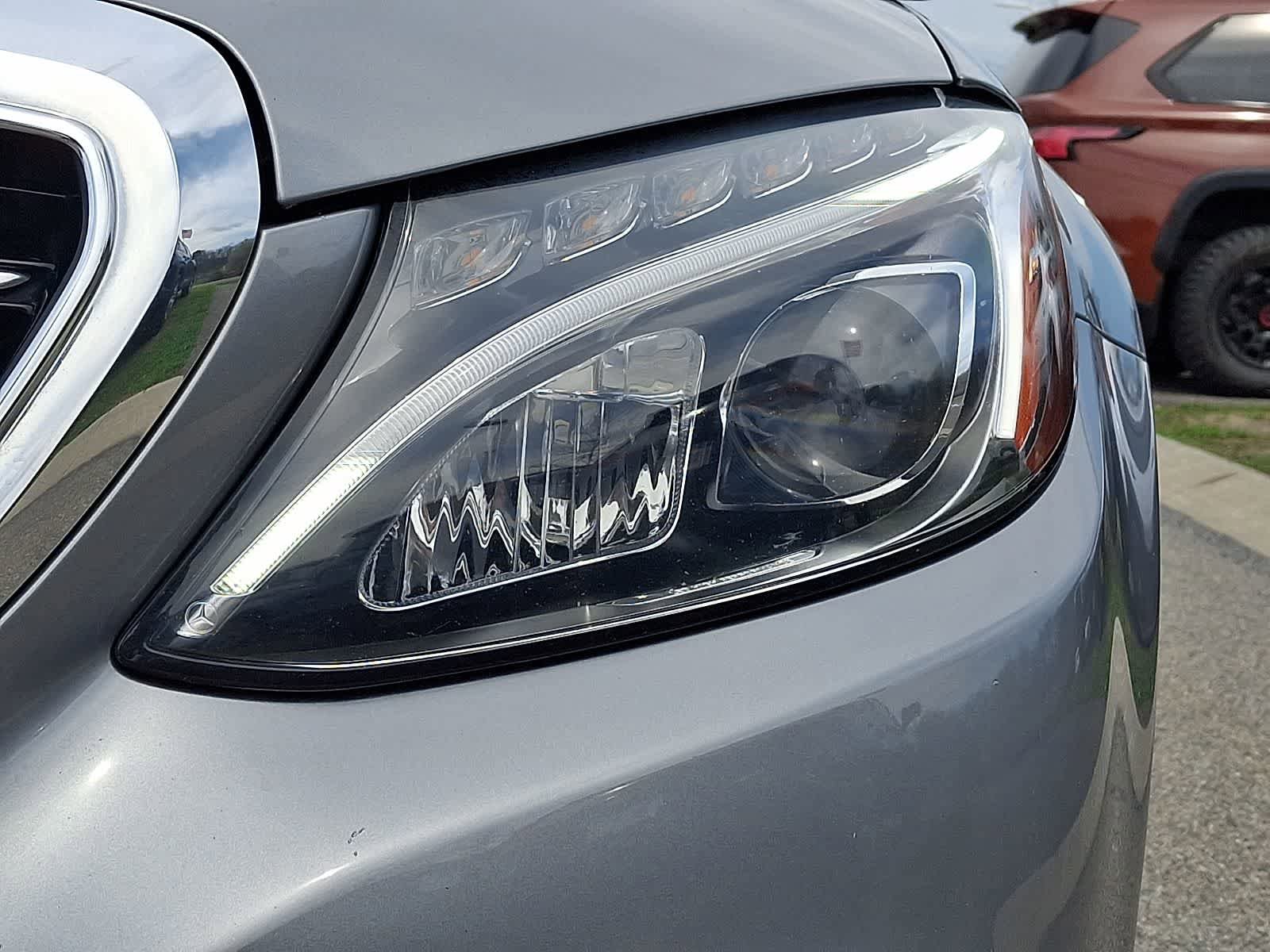 Used 2016 Mercedes-Benz C 300 4MATIC Sedan image 10