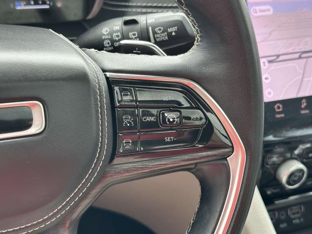 Used 2022 Jeep Grand Cherokee Overland image 26