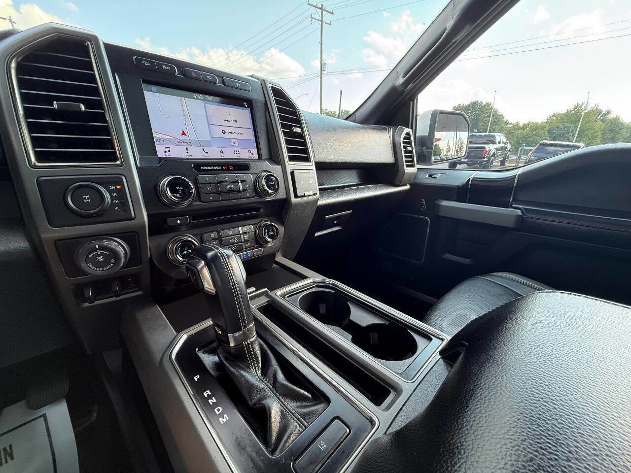 Used 2018 Ford F150 Raptor w/ Equipment Group 802A Luxury image 32