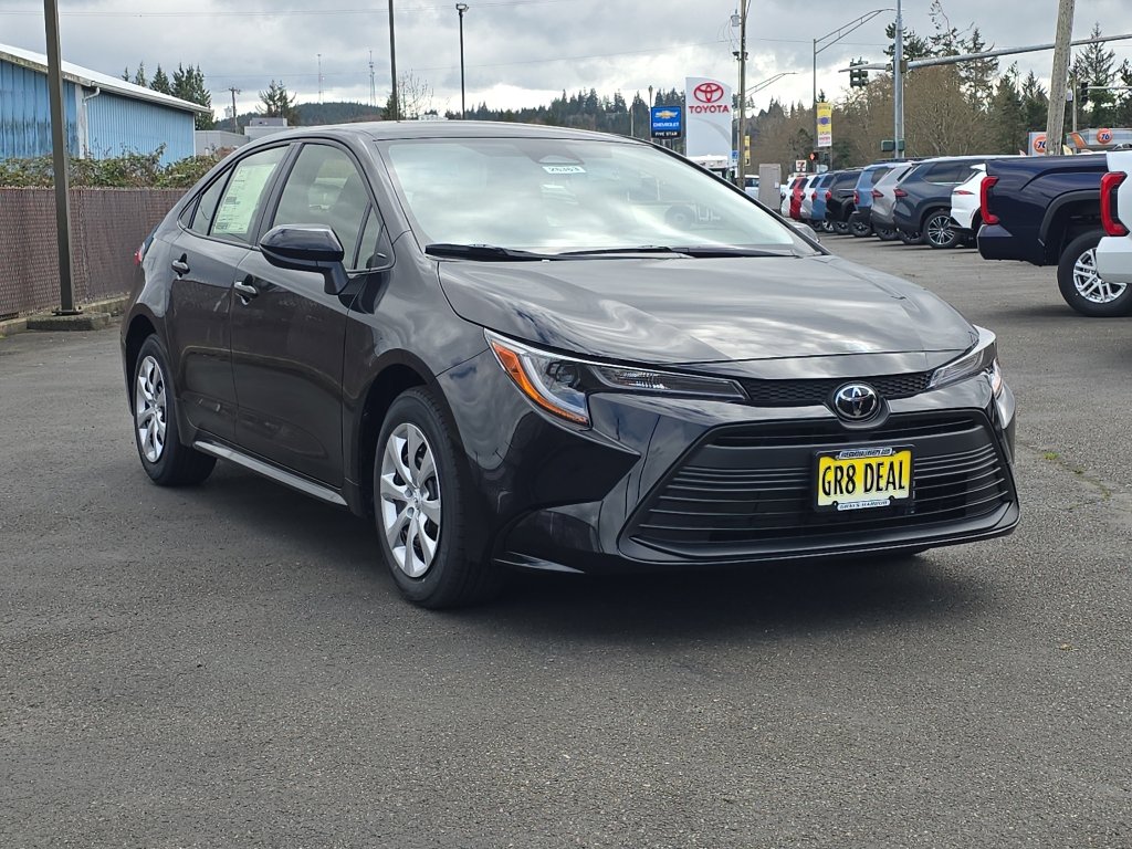 New 2026 Toyota Corolla LE image 2