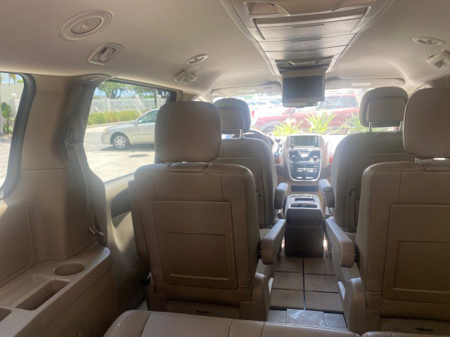 Used 2012 Chrysler Town & Country Touring w/ Entertainment Group #1 image 87