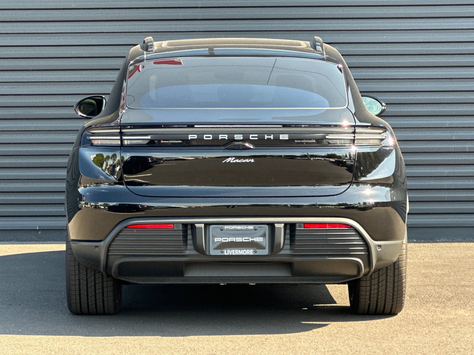 New 2026 Porsche Macan Electric RWD image 7