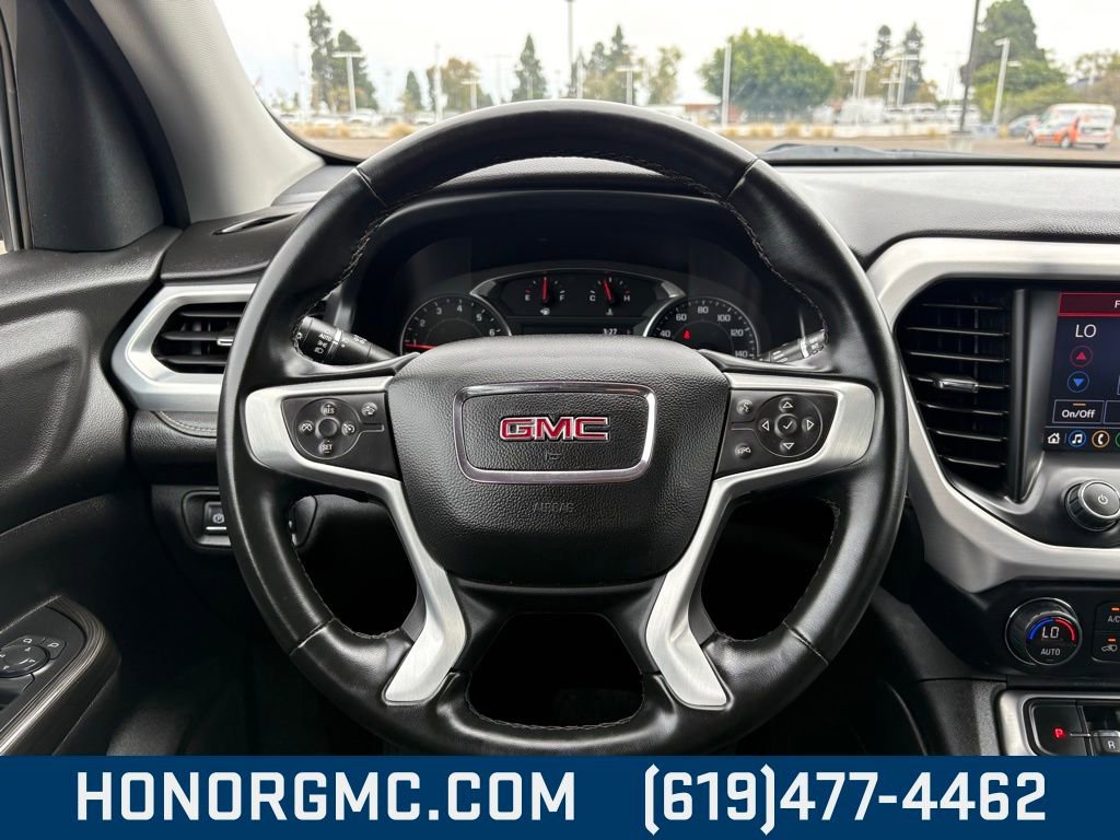 Used 2023 GMC Acadia SLT image 29