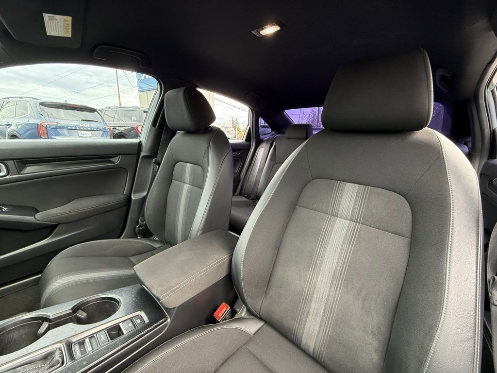 Used 2022 Honda Civic Sport image 12