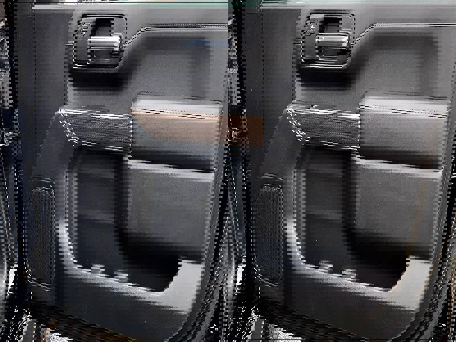 Used 2022 Chevrolet Silverado 1500 LT image 12