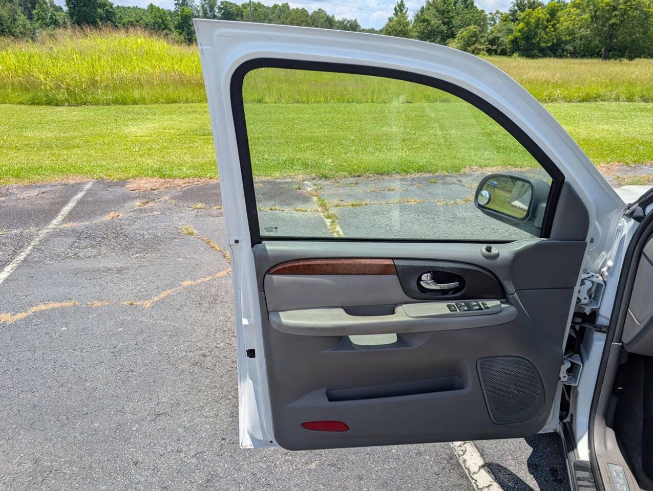 Used 2005 Isuzu Ascender S RWD image 21