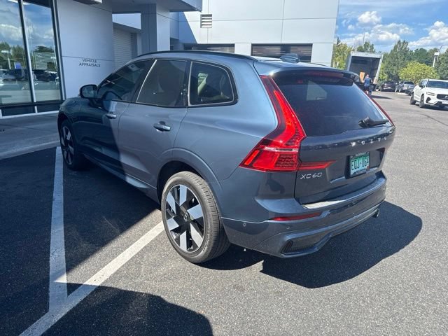 Used 2025 Volvo XC60 T8 Plus w/ Protection Package Premier AWD/4WD image 4