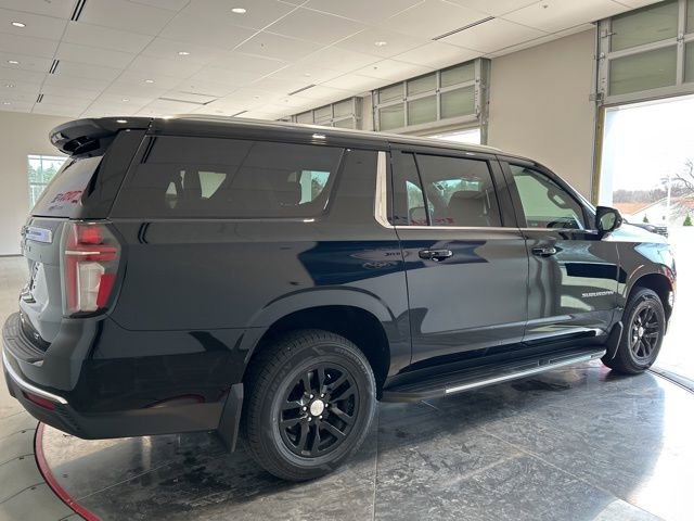 Used 2021 Chevrolet Suburban LT image 8