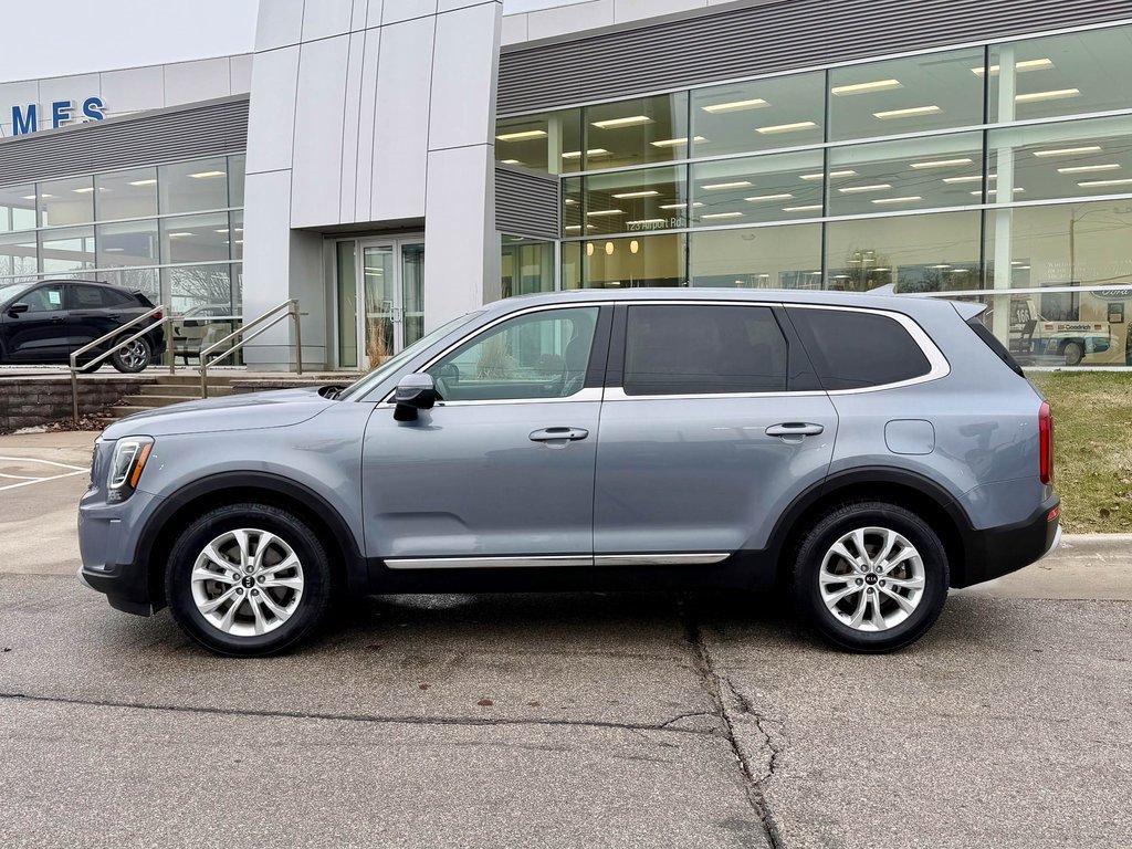 Used 2021 Kia Telluride LX image 2