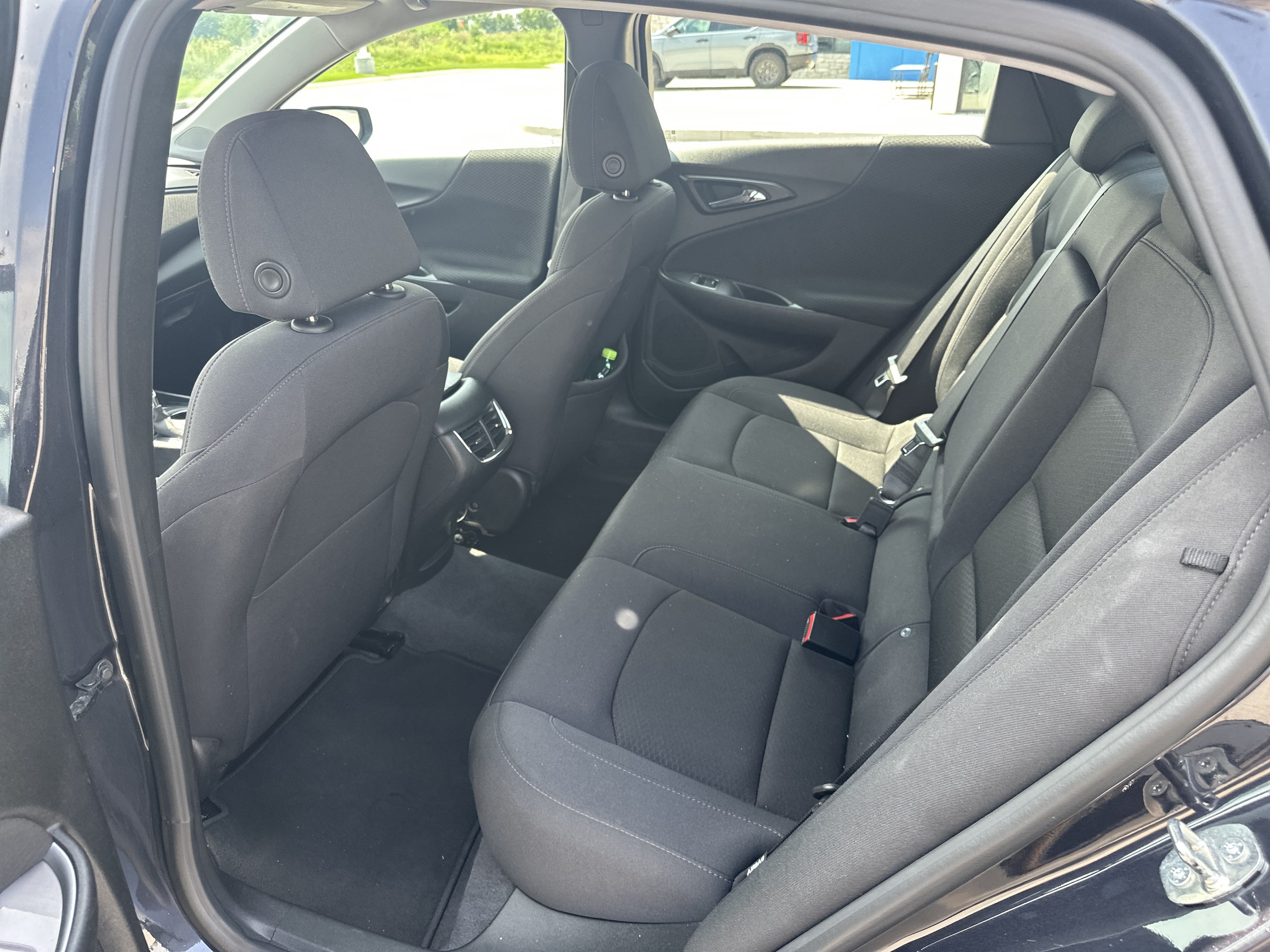 Used 2023 Chevrolet Malibu LT FWD image 27