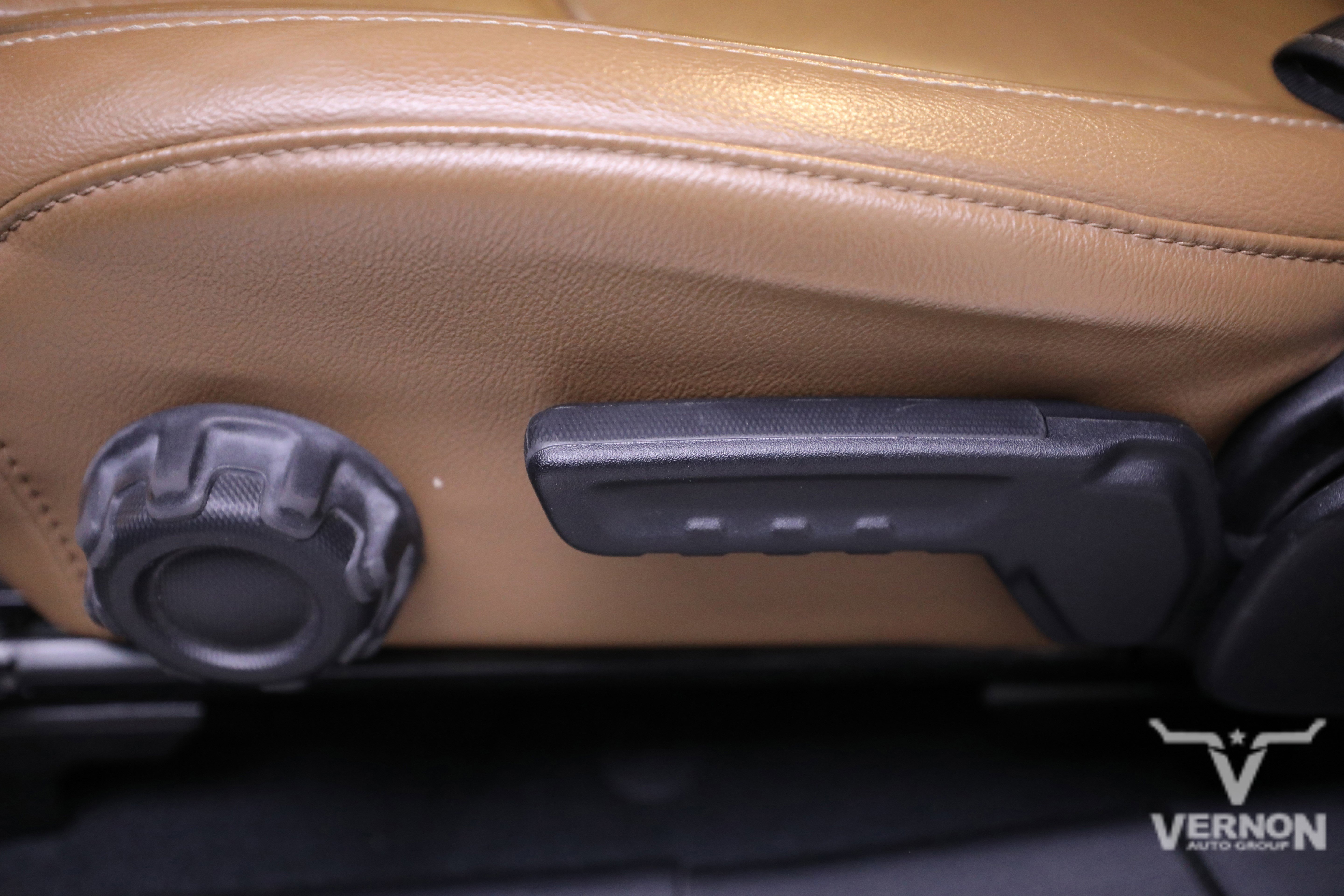 Used 2022 Jeep Wrangler Unlimited Rubicon w/ Xtreme Recon 35" Tire Package image 14