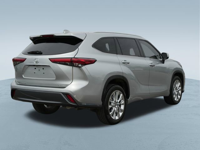 Used 2020 Toyota Highlander Limited FWD image 8