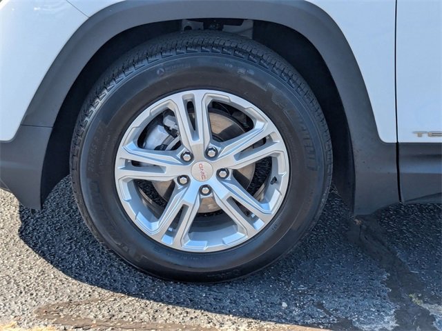 Used 2022 GMC Terrain SLE w/ Driver Convenience Package image 10