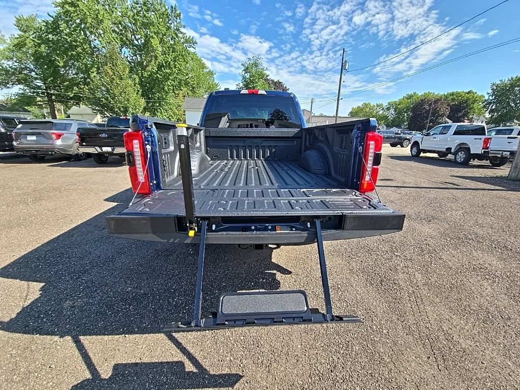 New 2027 Ford F350 XLT w/ XLT Premium Package AWD/4WD image 35