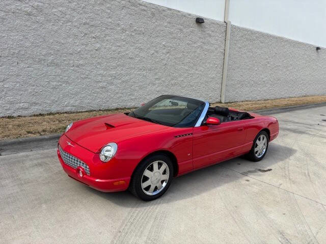 Used 2003 Ford Thunderbird image 2