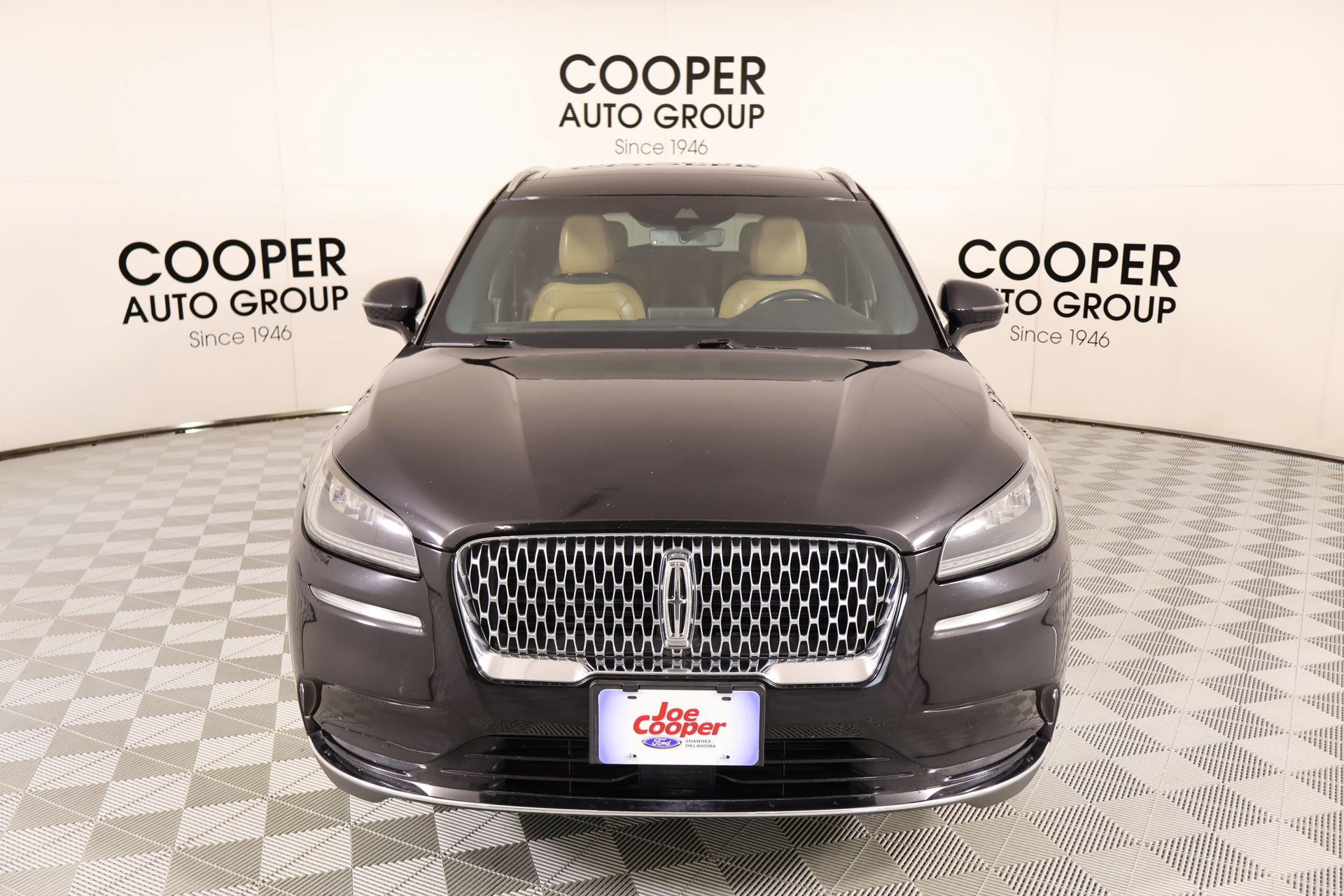 Used 2021 Lincoln Corsair Reserve w/ Elements Package FWD image 9