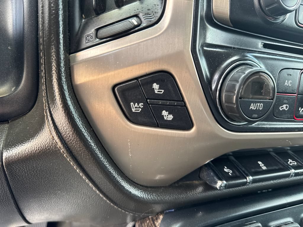 Used 2015 GMC Sierra 1500 Denali AWD/4WD image 24