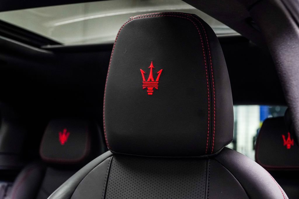 Used 2024 Maserati Grecale Trofeo image 51