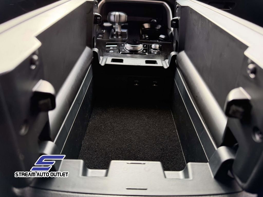 Used 2024 MAZDA CX-90 3.3 Turbo w/ Select Package image 31