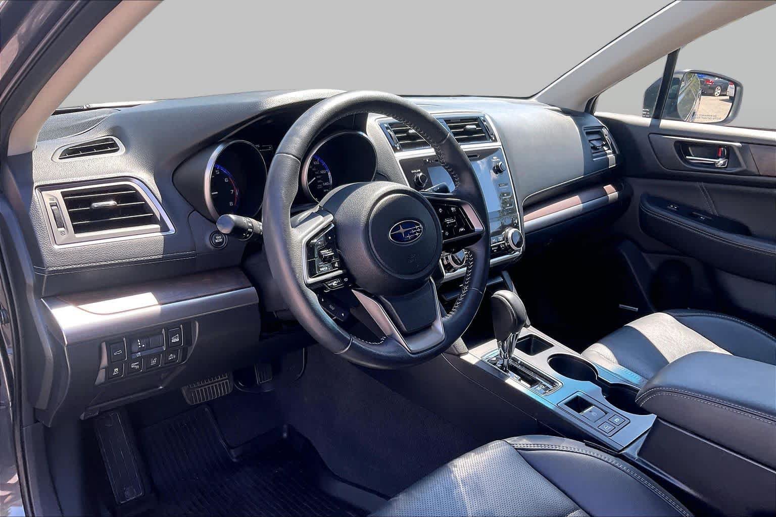 Used 2019 Subaru Outback 2.5i Limited AWD/4WD image 16