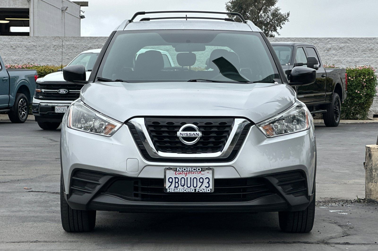 Used 2019 Nissan Kicks S FWD image 9