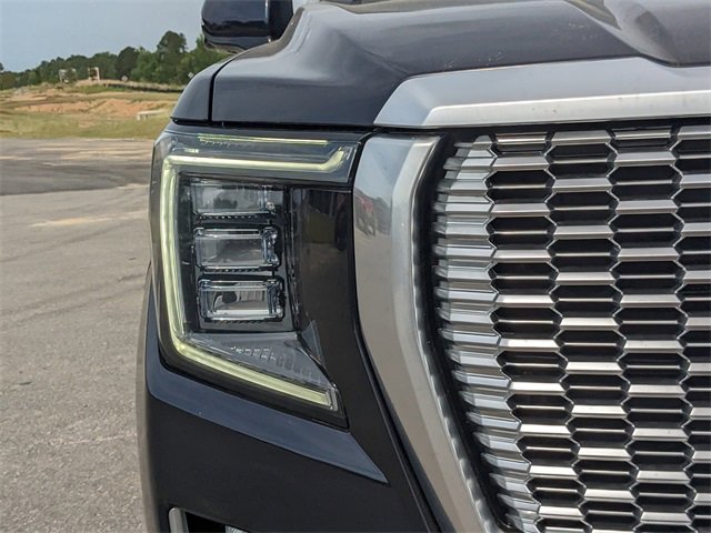 Used 2024 GMC Yukon XL Denali image 10