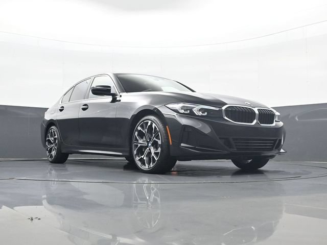 Used 2025 BMW 330i xDrive Sedan w/ Premium Package AWD/4WD image 23