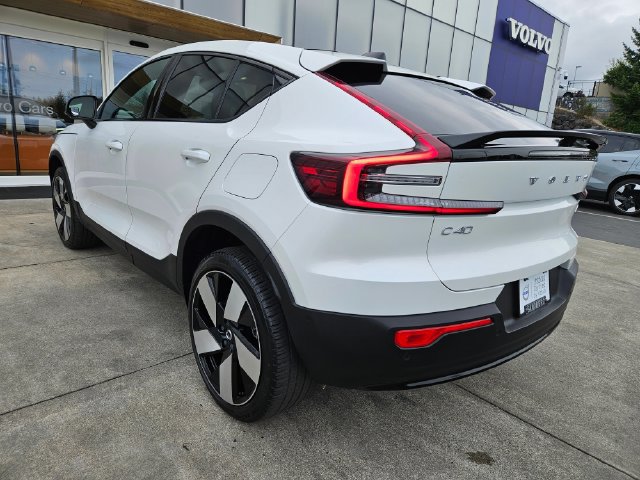 Certified 2023 Volvo C40 P8 Recharge Ultimate AWD/4WD image 7