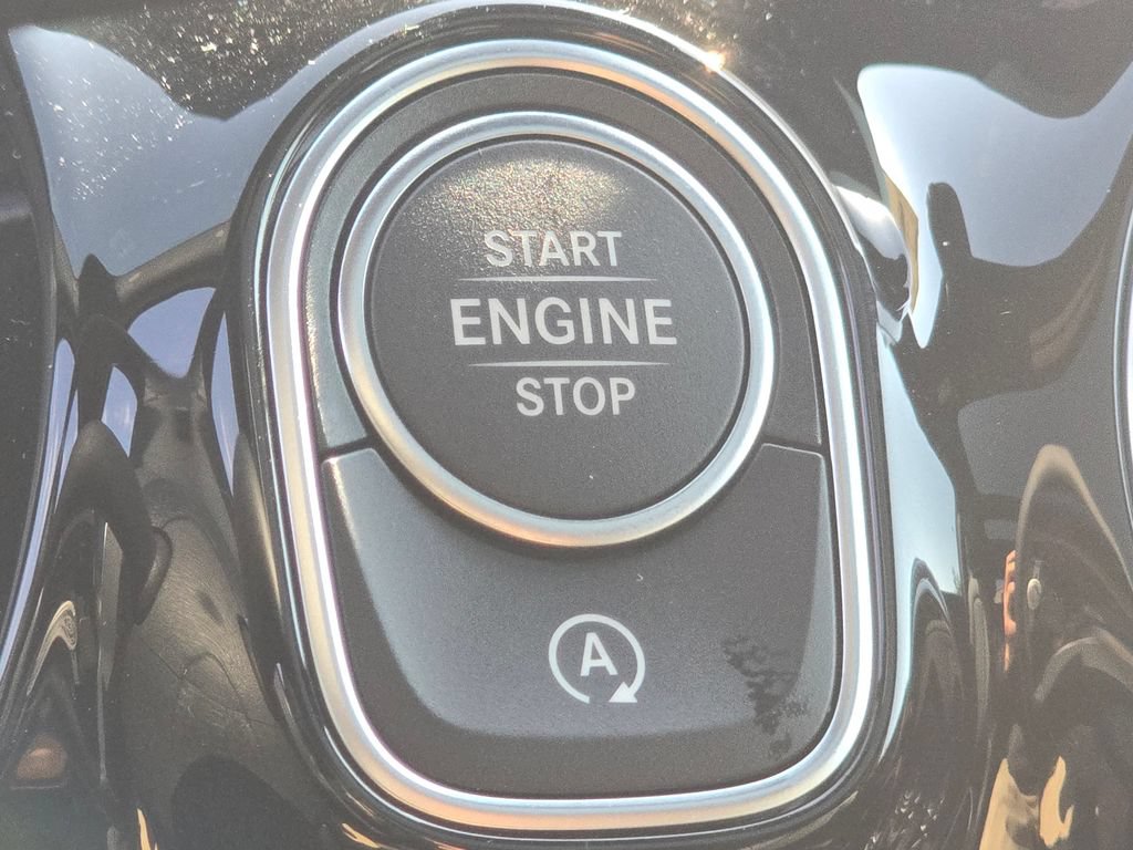New 2026 Mercedes-Benz GLA 250 4MATIC image 36
