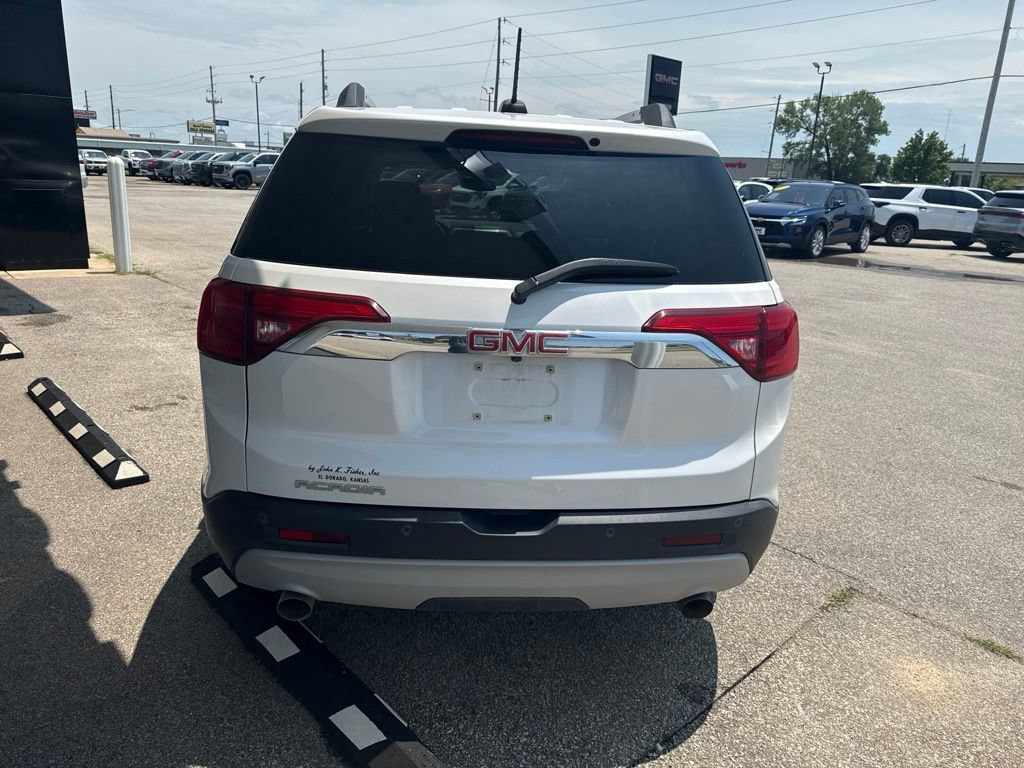 Used 2017 GMC Acadia SLT FWD image 4