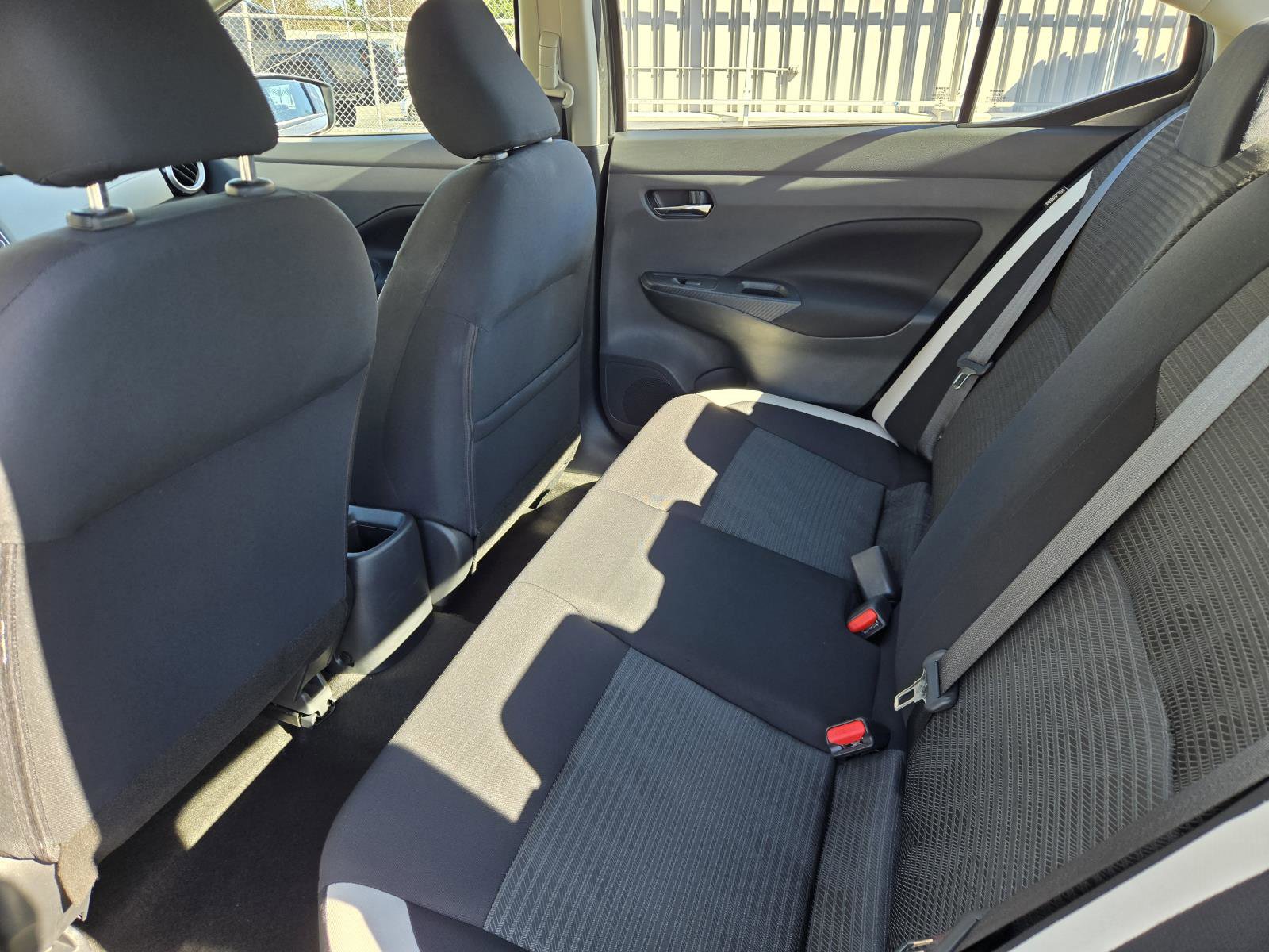 Used 2022 Nissan Versa SV FWD image 26