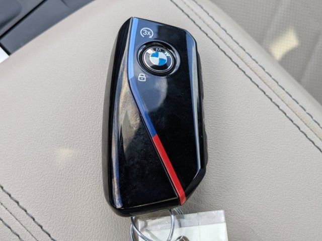 Used 2025 BMW X1 M35i image 25