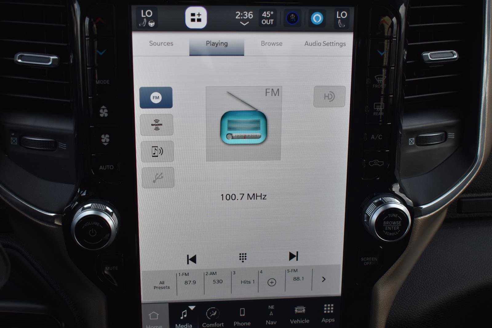 Used 2024 RAM 2500 Laramie w/ Safety Group image 28