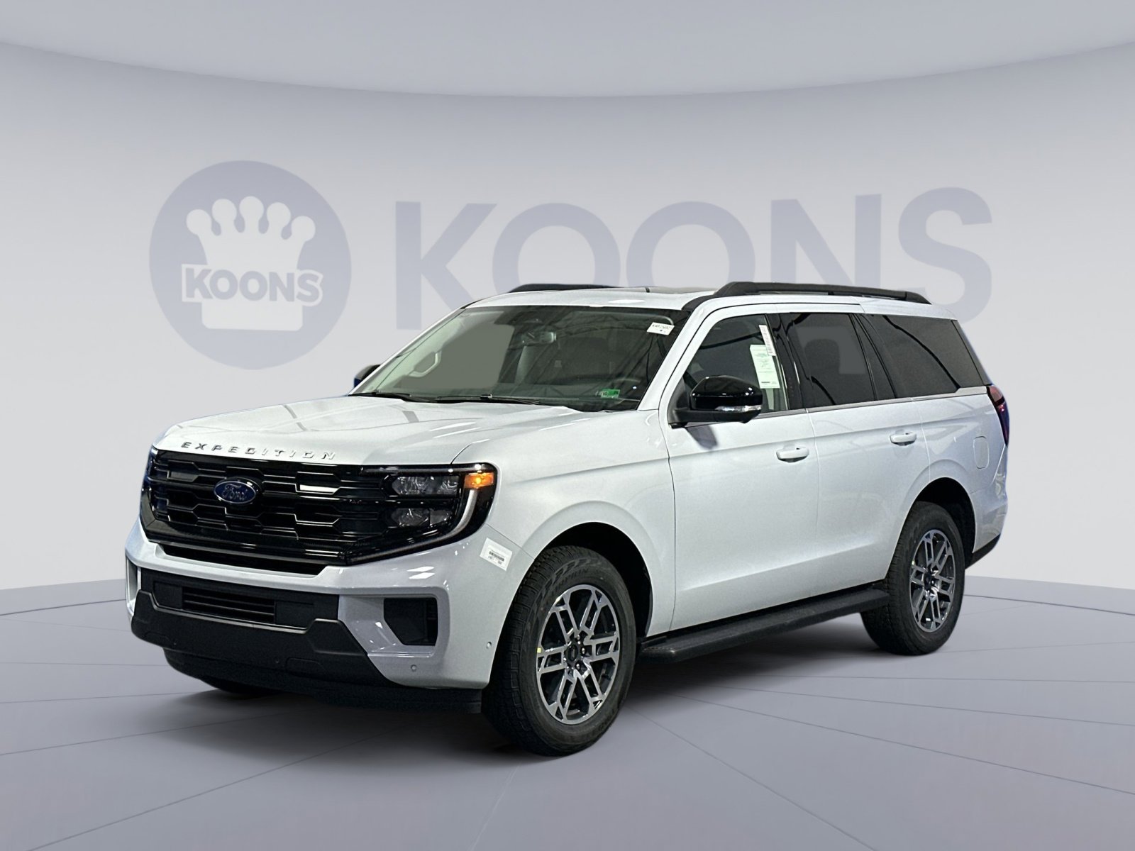 New 2025 Ford Expedition Active image 1