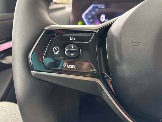 Used 2024 BMW i5 eDrive40i w/ Premium Package image 8