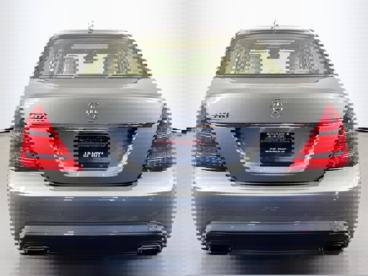 Used 2013 Mercedes-Benz S 550 Sedan image 8