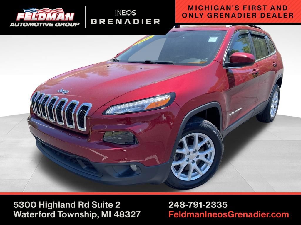 Used 2017 Jeep Cherokee Latitude w/ Cold Weather Group AWD/4WD image 1